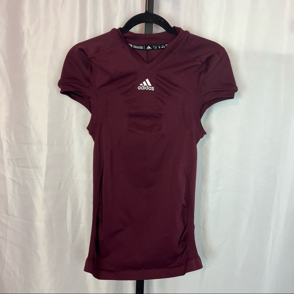 Adidas Techfit Compression Men's Football Jersey Burgundy Color, size Medium